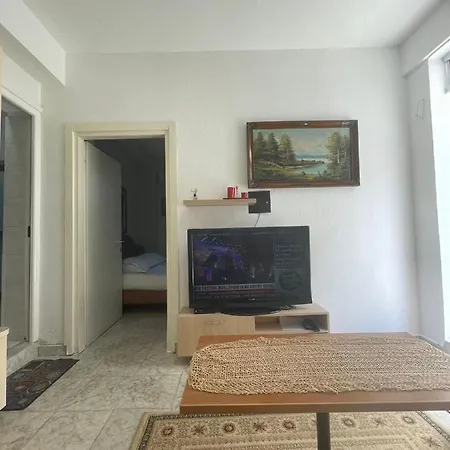 Apartament *